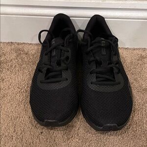 Men's Black Athletic Shoes Under Armour shoes. Size 10